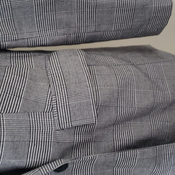 Forever21 Glen Plaid Blazer - Picture 6 of 10